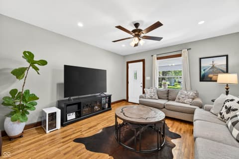 Photo of 2112 Putnam Street, Terre Haute, IN