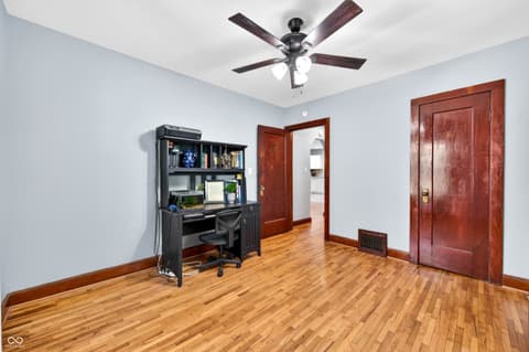 Photo of 2112 Putnam Street, Terre Haute, IN
