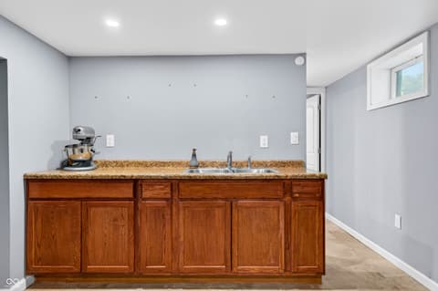 Photo of 2112 Putnam Street, Terre Haute, IN