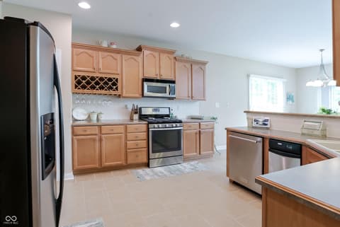 Photo of 896 Silverleaf Drive, Greenwood, IN