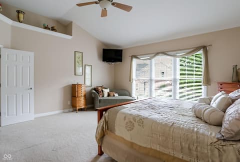 Photo of 896 Silverleaf Drive, Greenwood, IN