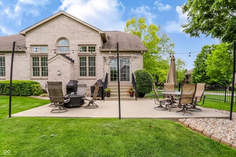 Photo of 896 Silverleaf Drive, Greenwood, IN