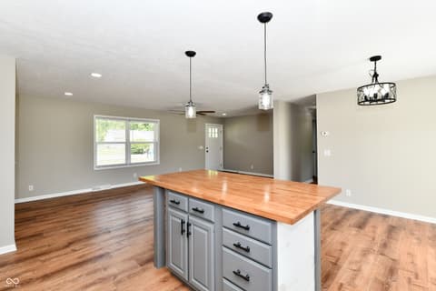 Photo of 1095 S Teresa Drive, Martinsville, IN