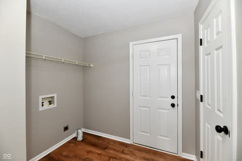 Laundry room at 1095 S Teresa Drive, Martinsville, IN