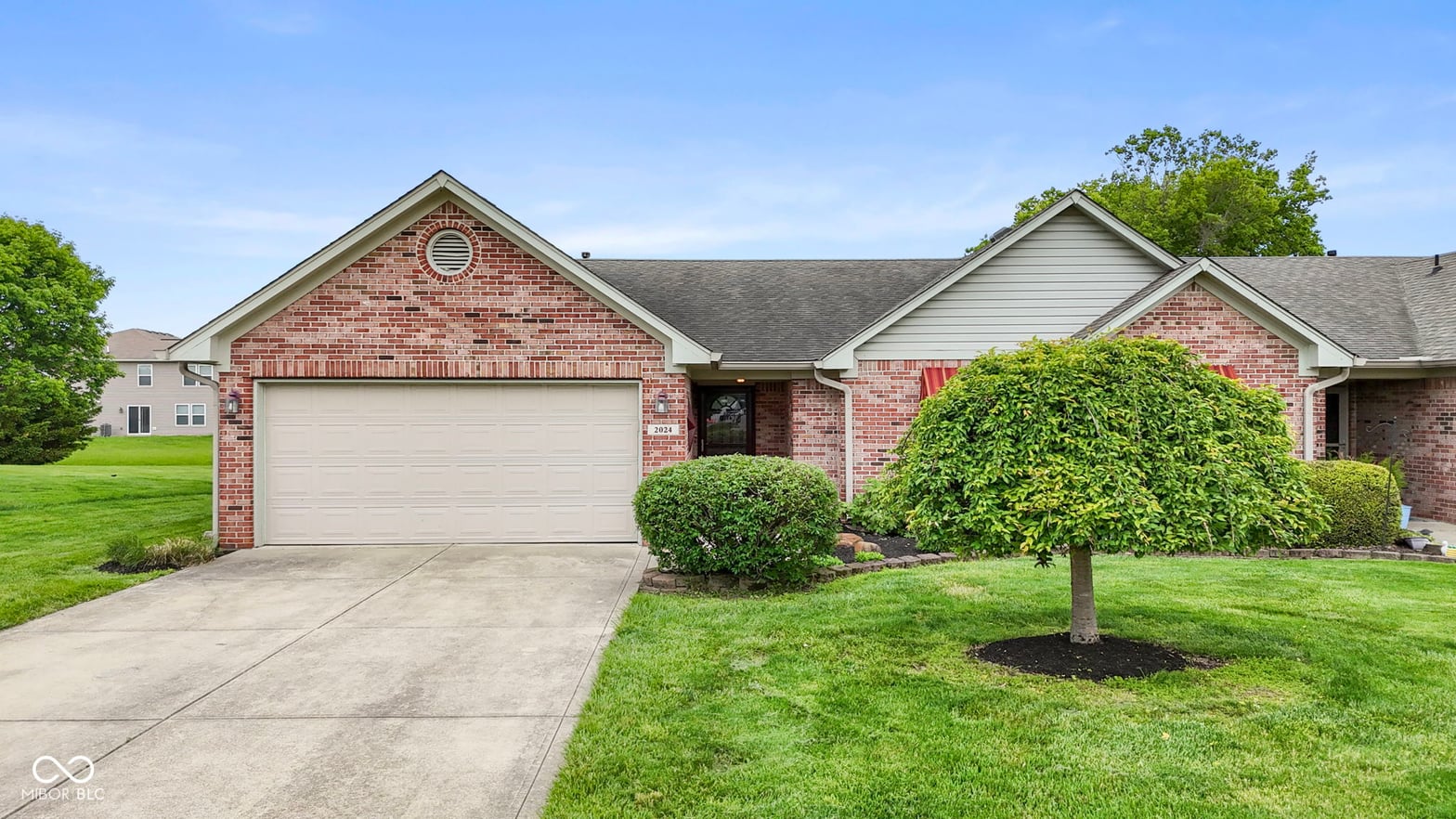 Front exterior at 2024 Galaxy Drive, Franklin, IN