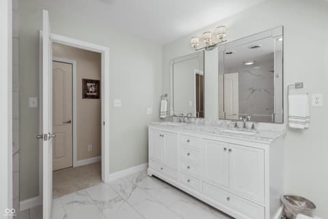 Photo of 7109 W Saint Andrews Avenue, Yorktown, IN