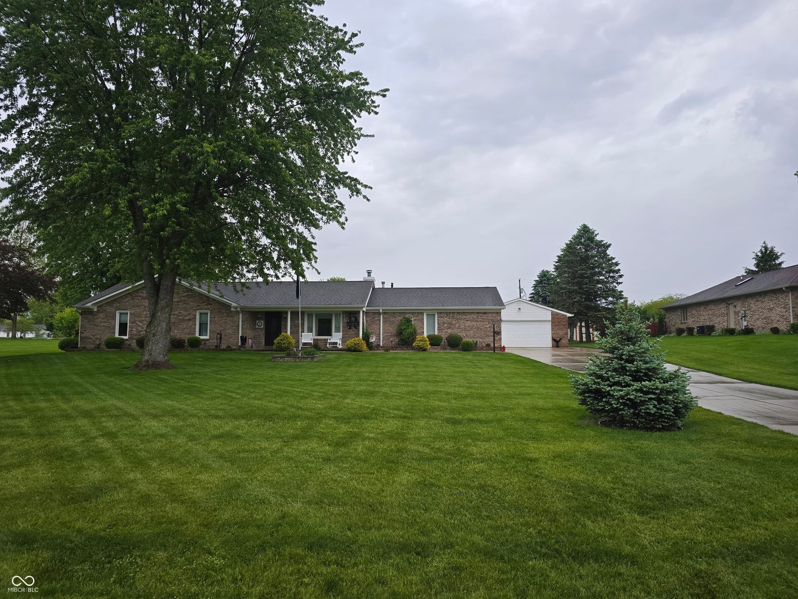Photo of 1961 N Valley Lane, Greenfield, IN