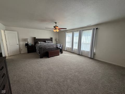 Photo of 1115 Maple Run Drive, Sheridan, IN
