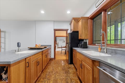 Photo of 883 S 800 W, Indianapolis, IN