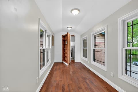 Photo of 883 S 800 W, Indianapolis, IN