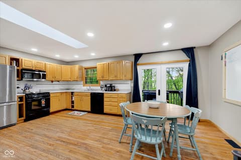Photo of 883 S 800 W, Indianapolis, IN