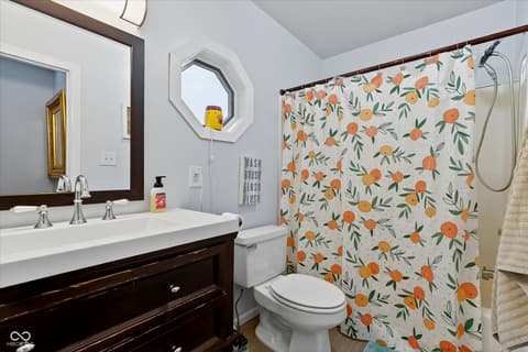 Photo of 883 S 800 W, Indianapolis, IN