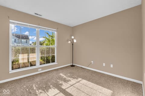 Photo of 868 Seabreeze Drive, Avon, IN