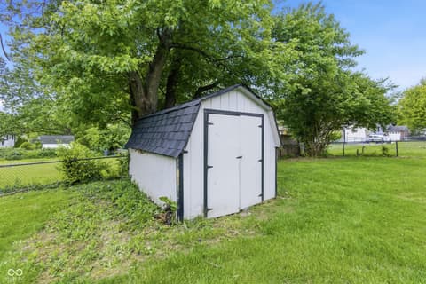 Photo of 8909 Mariposa Drive, Indianapolis, IN