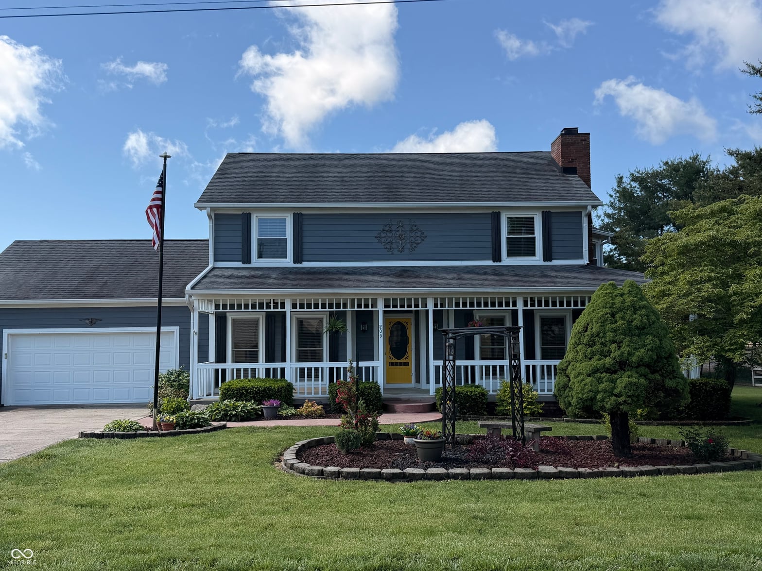 Photo of 809 W Pearl Street, Trafalgar, IN