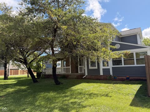 Photo of 809 W Pearl Street, Trafalgar, IN