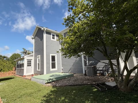 Photo of 809 W Pearl Street, Trafalgar, IN