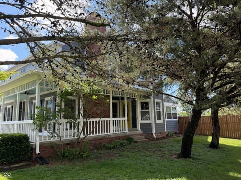 Photo of 809 W Pearl Street, Trafalgar, IN