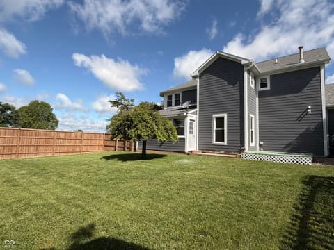 Photo of 809 W Pearl Street, Trafalgar, IN
