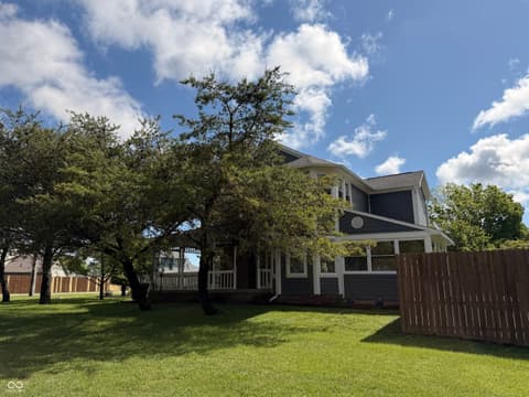 Photo of 809 W Pearl Street, Trafalgar, IN