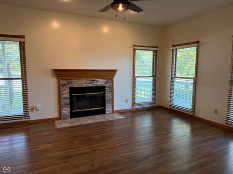 Photo of 809 W Pearl Street, Trafalgar, IN