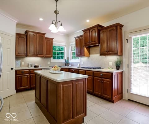 Photo of 1588 S Andrew Circle, Bloomington, IN