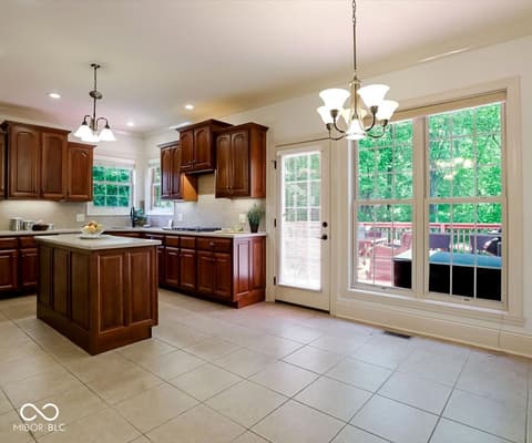 Photo of 1588 S Andrew Circle, Bloomington, IN