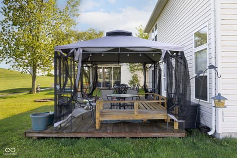 Photo of 3720 Indigo Blue Boulevard, Whitestown, IN