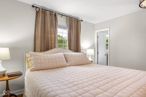 Bedroom at 1501 Parkside Drive, Columbus, IN