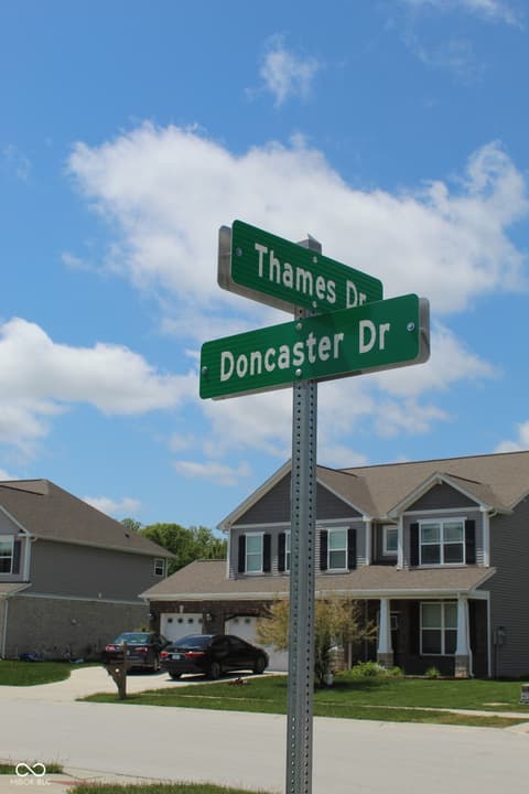 Photo of 1857 Doncaster Drive, Avon, IN