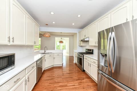 Photo of 13934 Canonbury Way, Fishers, IN