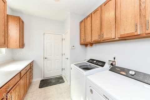 Photo of 13934 Canonbury Way, Fishers, IN