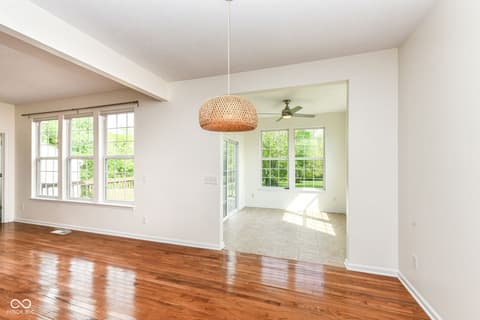 Photo of 13934 Canonbury Way, Fishers, IN