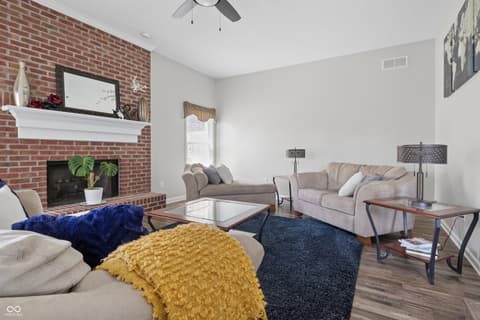Living room at 11719 Mesa Valley Court, Fishers, IN