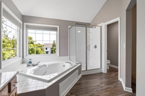 Primary bathroom at 11719 Mesa Valley Court, Fishers, IN