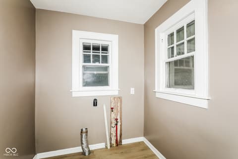 Laundry room at 3006 Noble Street, Anderson, IN