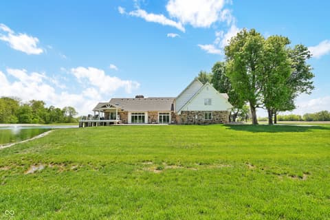 Front exterior at 3274 E 700 N, Whiteland, IN