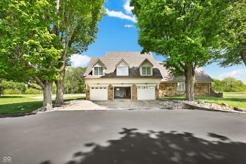 Front exterior at 3274 E 700 N, Whiteland, IN