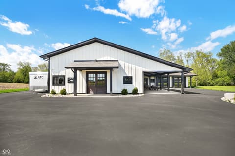 Front exterior at 3274 E 700 N, Whiteland, IN