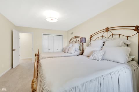 Bedroom at 3274 E 700 N, Whiteland, IN