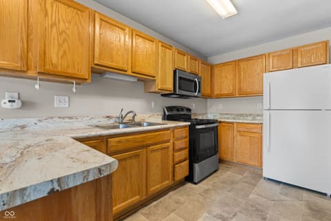 Kitchen at 9406 Avon Strand, Avon, IN