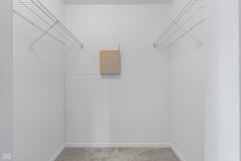Walk In Closets — 9406 Avon Strand, Avon, IN