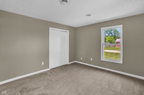 Photo of 131 Meadow Lane, North Vernon, IN