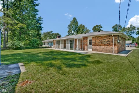 Photo of 131 Meadow Lane, North Vernon, IN