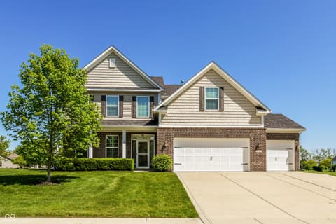Photo of 11888 Logan Hunter Trail, Noblesville, IN