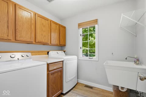 Photo of 8342 Catamaran Drive, Indianapolis, IN