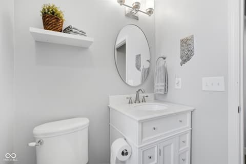 Photo of 8342 Catamaran Drive, Indianapolis, IN