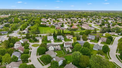Photo of 1176 Glenbar Way, Greenwood, IN