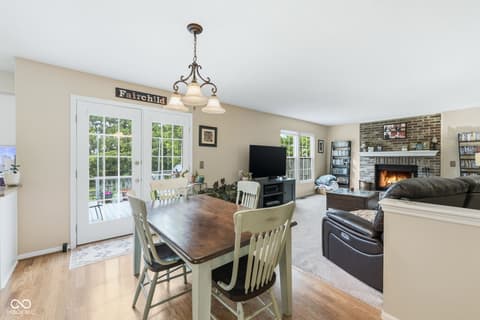 Photo of 1176 Glenbar Way, Greenwood, IN