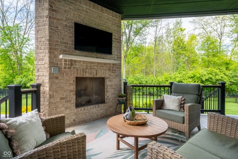 Photo of 16398 Creeks Crossing Drive, Westfield, IN